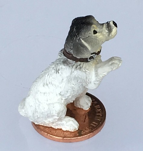 Maison poupée chien - de,