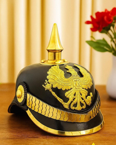 Casque allemand pickelhaube - pickelhaube, en