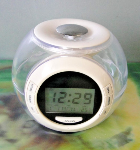 Réveil quartz boule - à,