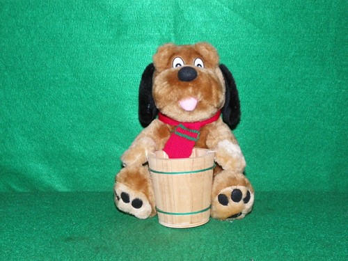 Peluche chien avec - pot, en
