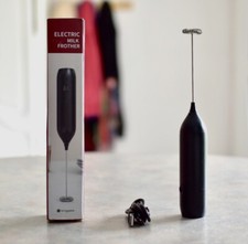 Mousseur à lait rechargeable par USB léger et résistant 