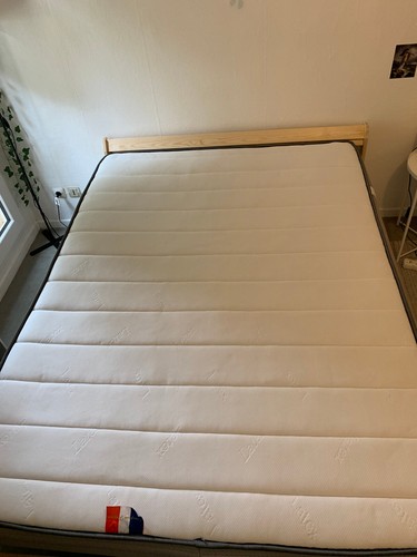 Ensemble matelas sommier - matelas,, et
