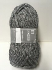 10 pelotes  grosse laine -