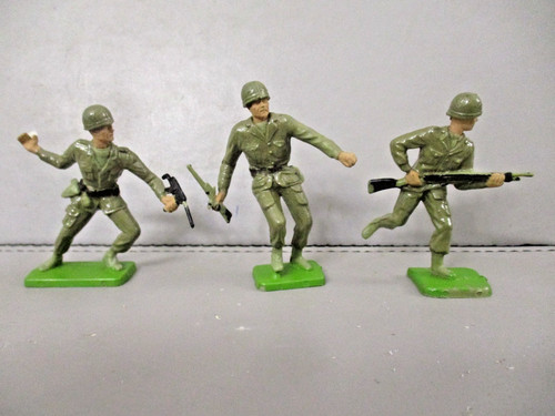 Lot 3 fantassins - 1/32,