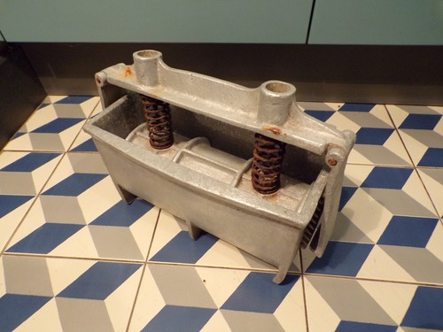 Ancien moule presse - moule,