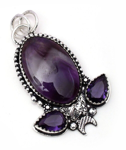 Pendentif bijou fait - , main