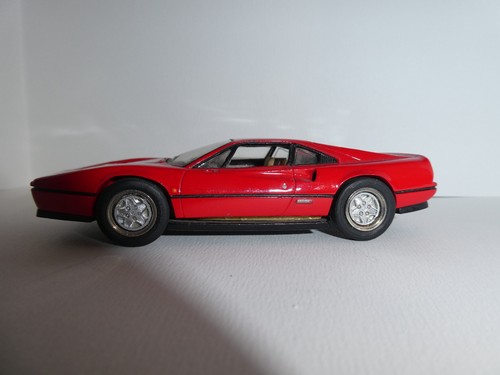 Ferrari 328 rouge - ,