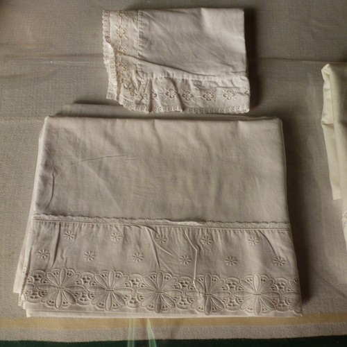 Drap taie ancien en coton - ,