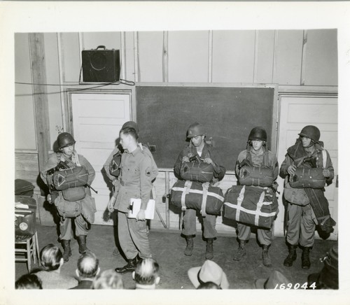 Ww2 airborne 101st - airborne,
