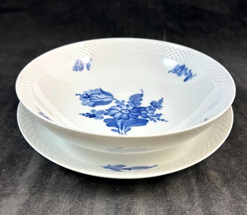 Royal copenhagen blue - blue, flowers