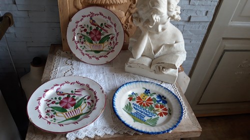 Assiettes faïence de - 2, en