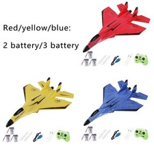 Avion RC électrique chargeant