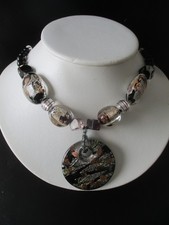 COLLIER PERLE ET MEDAILLON