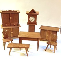 Jouet - Salle à manger miniature en bois