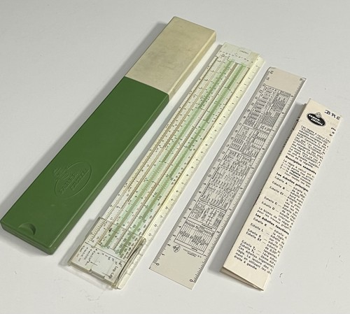 Ancienne règle calculer - règle, a