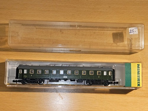 Minitrix 3127 00 - 3127, voiture