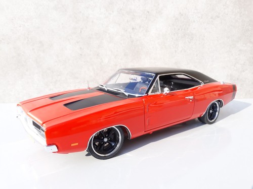 Autoworld custom dodge - autoworld,