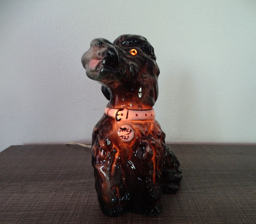 Lampe veilleuse chien caniche