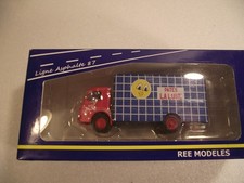 REE Modèles HO Panhard Movic