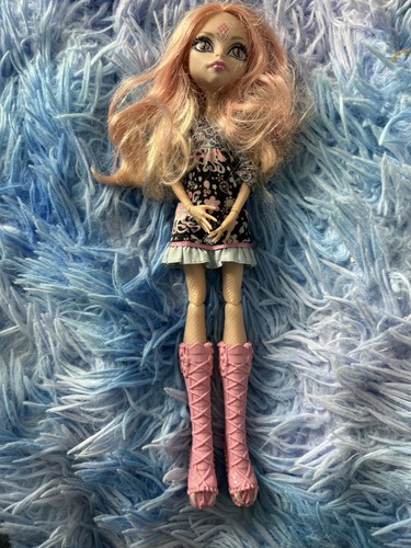 Poupée monster high - high, vipérine