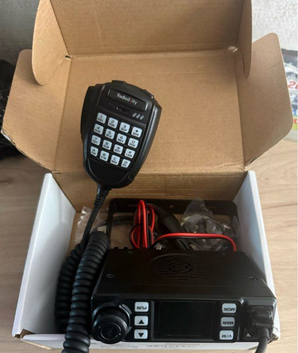 Radio mobile bande db20 - bi-bande, db20-uv