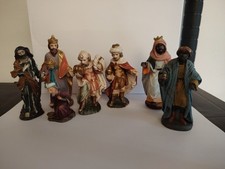 Santons en résine -  Crèche