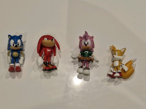 Lot figurines officielles - 4,