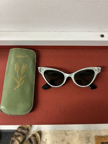 Vintage ray ban usa sunglasses - vintage,