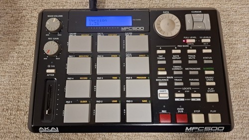 Akai professional mpc500 - akai,