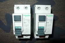 INTERRUPTEUR DIFFERENTIEL 40A