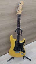 Guitare électrique FENDER