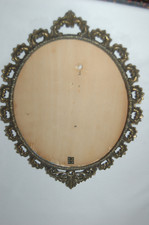 cadre ancien ovale en métal