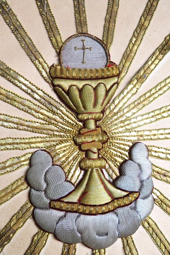 Broderie religieuse cannetille - religieuse,