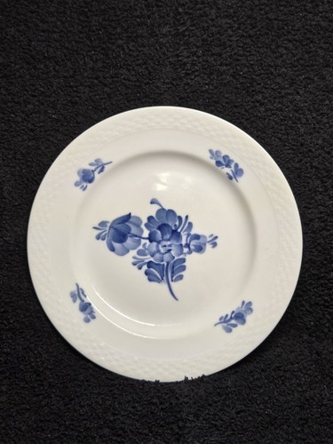 Royal copenhagen blue flower - royal,