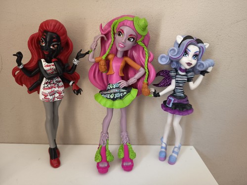 Monster high figurine wydowna - monster,