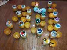 Lot de 20 figurines figures