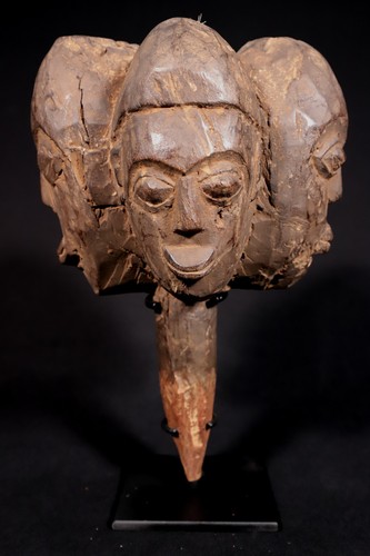 Art africain ancien - ancien, poteau