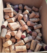 LOT DE 160 BOUCHONS EN LIEGE (