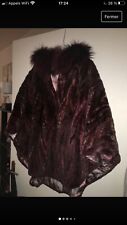 poncho vintage en vison bordeaux de la marque Amerifox