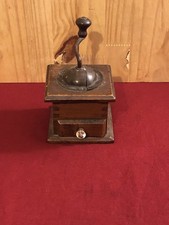 Petit Moulin À Poivre ancien