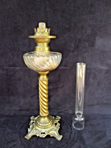 Lampe pétrole baccarat - lampe,
