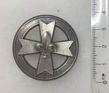 FRANCE-INSIGNE DE BERET Scout