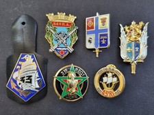 Superbe LOT DE 6 INSIGNES