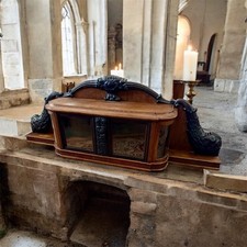 Ancien meuble de sacristie /