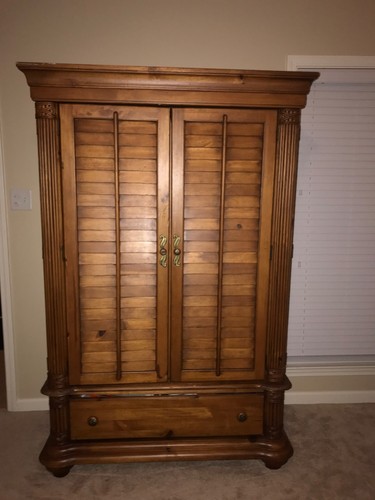 Armoire