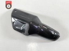 Cache carbone Akrapovic