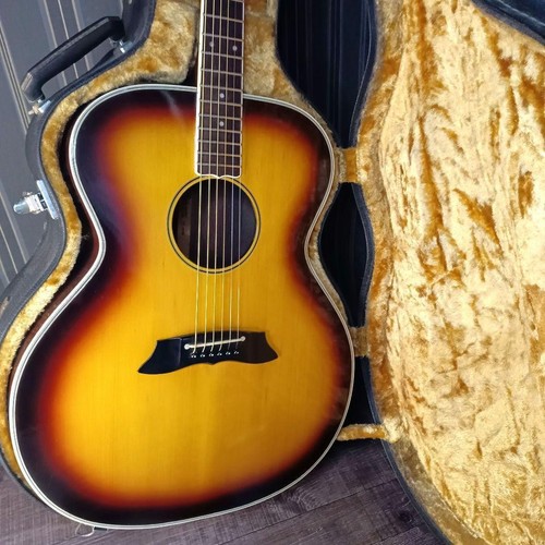 Guitare acoustique vintage