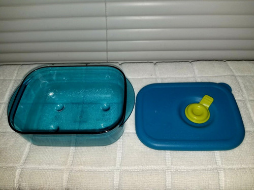 Tupperware vent serve - tupperware, 'n