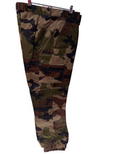 TREILLIS COMBAT  F2  104 L ( 52 ) CENTRE EUROPE ARMEE FRANCAISE REGLEMENTAIRE