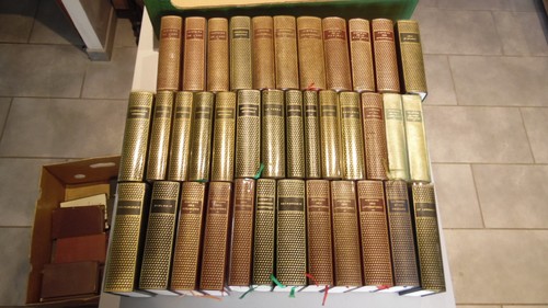 Lot volumes de la - de,